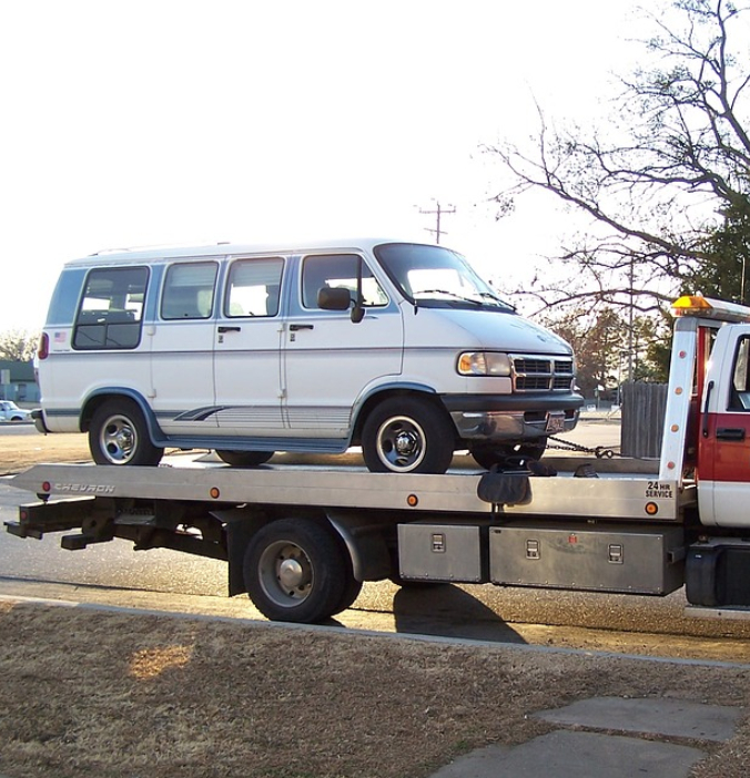this image shows cheap towing services in San Marcos, TX